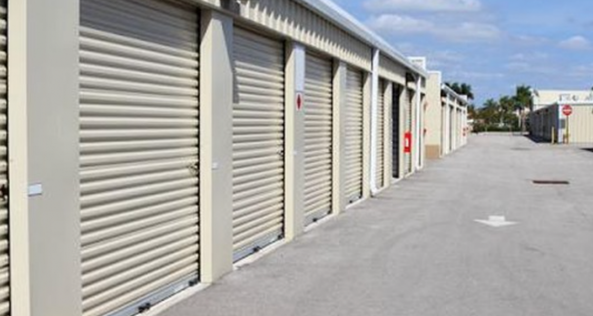 Storage Units for Rent in Darien: Your Solution to Clutter-Free Living