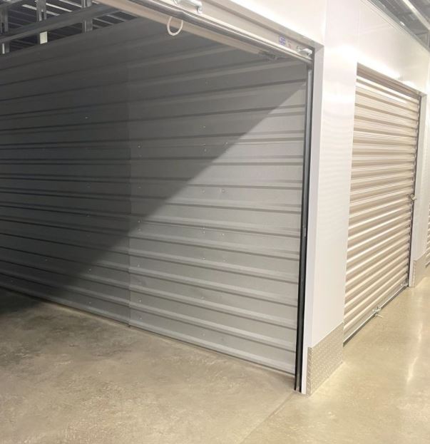 Affordable Self Storage Units in Darien at Hollow Tree